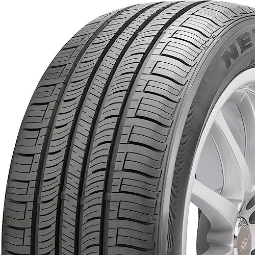 Nexen N'Priz AH All- Season Radial Tire-205/70R15 96T