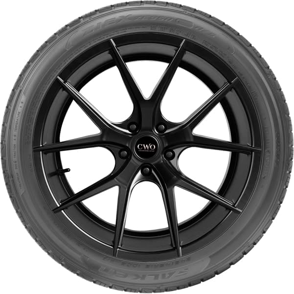 Ziex ZE950 All-Season Radial Tire - 225/40R18 92W