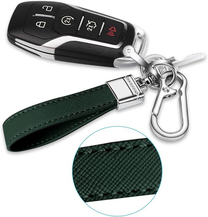 Genuine Leather Car Keychain,Universal Heavy Duty Metal Key Chain Accessories,Car Fob Key Keychain Holder with 360 Degree Rotatable Snap Swivel and Anti-Lost D-Ring for Men Women(Dark Green)