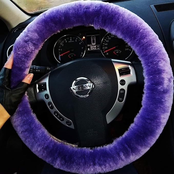 Genuine Fuzzy Wool Sheepskin Fur car Steering Wheel Cover for Adults Girls Women Men,Protector for Universal Steering Wheel 35CM-41CM, Anti-Slip,Comfort Luxurious, Gift for Women (Light Purple)