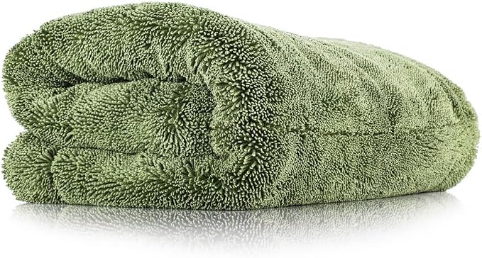 The Liquid8r M22, Absorbent 70/30 Blend Microfiber Drying Towel for Cars, Trucks, and SUVs, Safe for Detailing, Scratch-Free, Twist Loop, 2200 GSM, 20x20 Inches, Camo