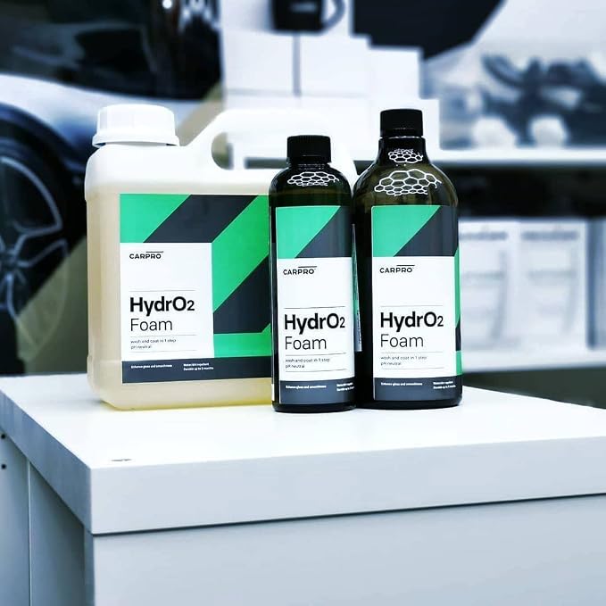 HydrO2 Foam Car Wash & High Gloss Sealant in One: 1-Step Car Wash and Coat, Ultra-Hydrophobic Coating - Liter (34oz)