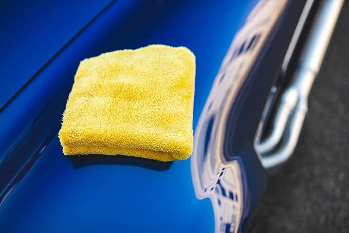 Eagle Edgeless 500 - Professional Korean 70/30 Blend, Super Plush Microfiber Detailing Towels, Circular Knit Weave, 500gsm, 16in x 16in, Gold (4-Pack)
