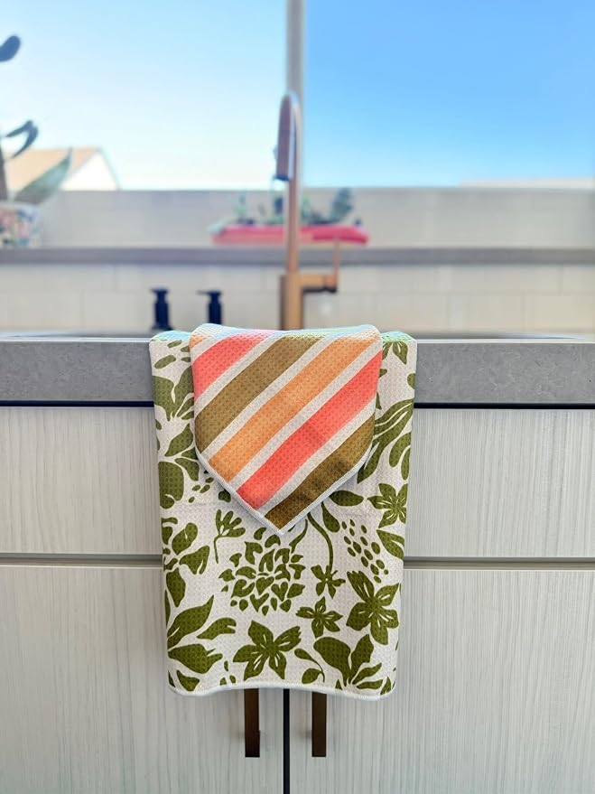 crae. Double Sided Microfiber Hand Towels, 17x27 Inches Waffle Design Kitchen Towels Set, Durable & Soft Fast Drying Hand Wash Cloth and Dishcloth for Everyday Use at Home (Pat & Tricky- Green/Cream)