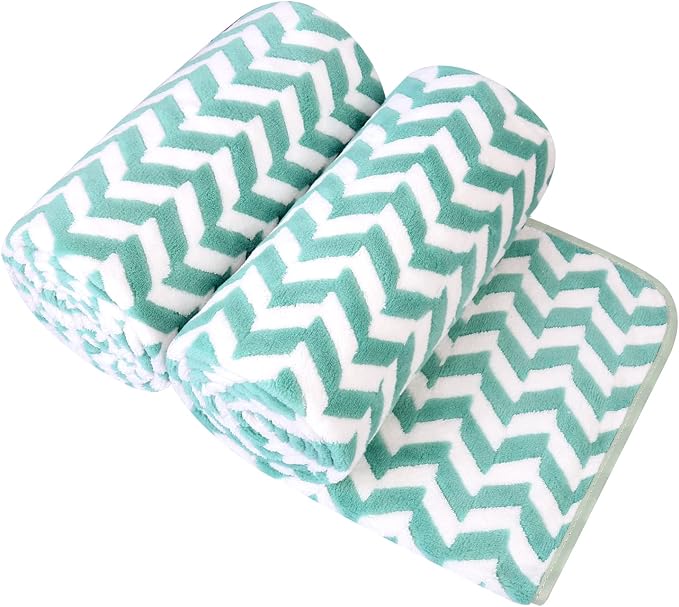 Microfiber Bath Towels, 2 Pack 30" x 60", Oversized Large Bath Towel, Soft, Super Absorbent, Fast Drying, Multipurpose for Sauna, Shower, Gym, Pool, Hair Wrap, Sport, Fitness, Yoga, Chevron Green