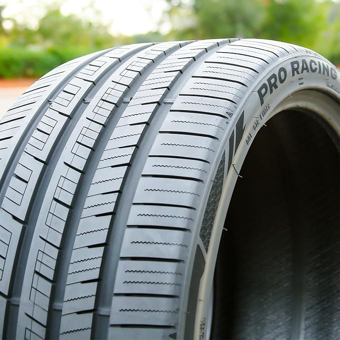 Pro Racing 225/35ZR20 93W XL Racing Tire