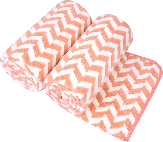 Microfiber Bath Towels, Bath Towel 2 Pack(30" x 60"), Oversized, Soft, Super Absorbent and Fast Drying, Multipurpose Use for Sports, Fitness, Yoga, Chevron Red