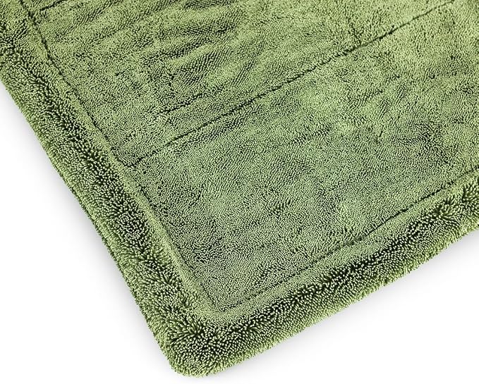 The Liquid8r M22, Absorbent 70/30 Blend Microfiber Drying Towel for Cars, Trucks, and SUVs, Safe for Detailing, Scratch-Free, Twist Loop, 2200 GSM, 20x20 Inches, Camo