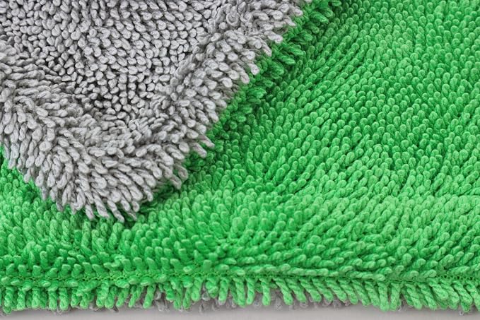 Dreadnought Microfiber Car-Drying Towel, Superior Absorbency for Drying Cars, Trucks, and SUVs, Double-Twist Pile, One-Pass Vehicle-Drying Towel - Pack of 1, Green/Gray (20 inch x 30 inch)