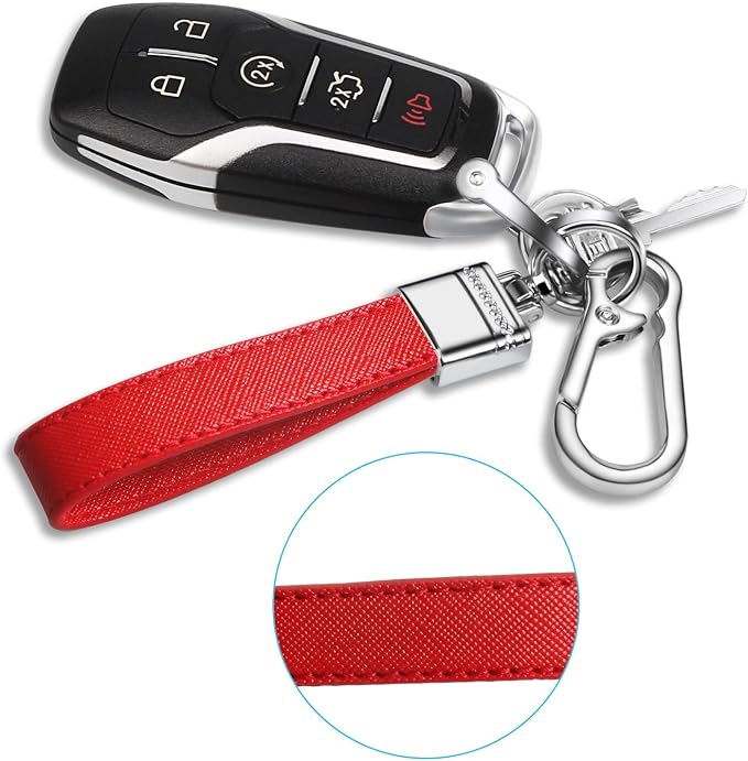 Genuine Leather Car Keychain,Universal Heavy Duty Metal Key Chain Accessories,Car Fob Key Keychain Holder with 360 Degree Rotatable Snap Swivel and Anti-Lost D-Ring for Men Women（Red）