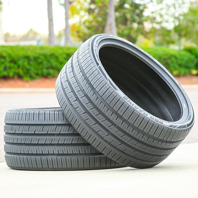 Pro Racing 275/30ZR20 97W XL Racing Tire