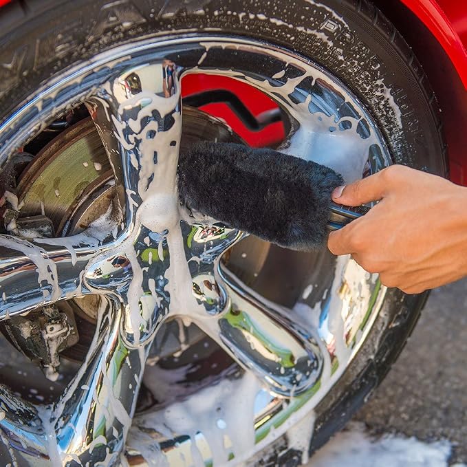 Gerbil Wheel and Rim Cleaning Brush - Soft Natural Bristle Detailing Tool for Tires, Exhausts & Delicate Surfaces - Wheel Cleaner Brush to Safely Clean Brake Dust, Grime and Dirt, 1 Pack