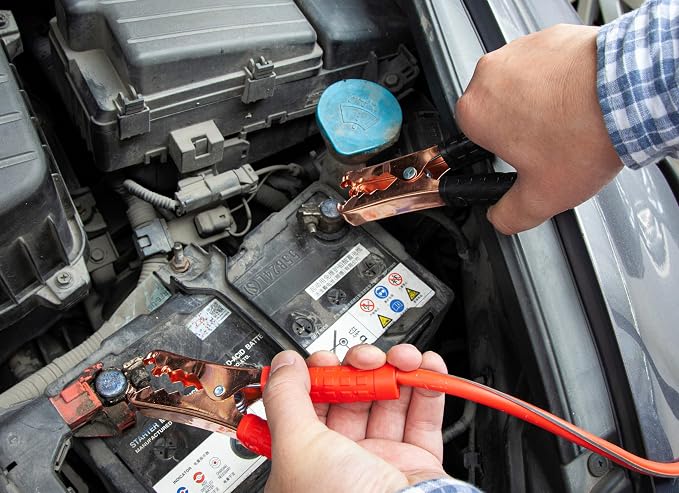 Deluxe Auto Safety Kit with 365 Days of Roadside Assistance
