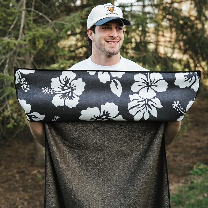 Athletic Running Towel, Full-Sized, Car Seat Cover - Performance Microfiber (Flex on the Beach - Black w/Snaps)