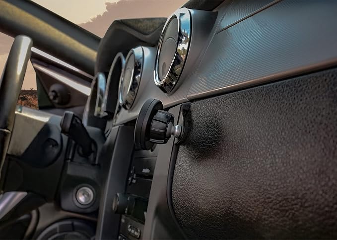 Direct Fit Phone Mount: Ford Mustang, Mustang GT, GT-500, Boss 302, Cobra Jet (2005-2009) Magsafe Head - Non Charging Right