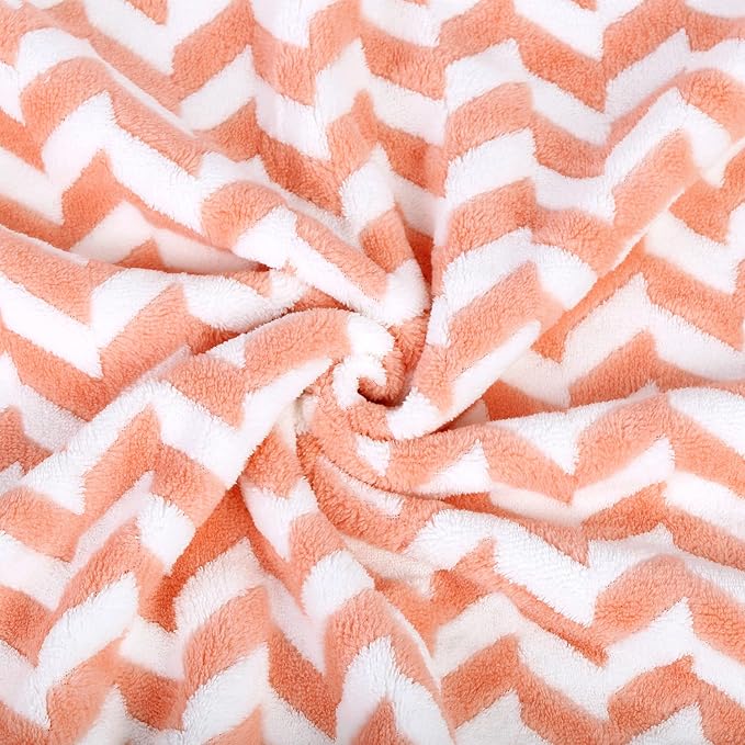 Microfiber Bath Towels, Bath Towel 2 Pack(30" x 60"), Oversized, Soft, Super Absorbent and Fast Drying, Multipurpose Use for Sports, Fitness, Yoga, Chevron Red
