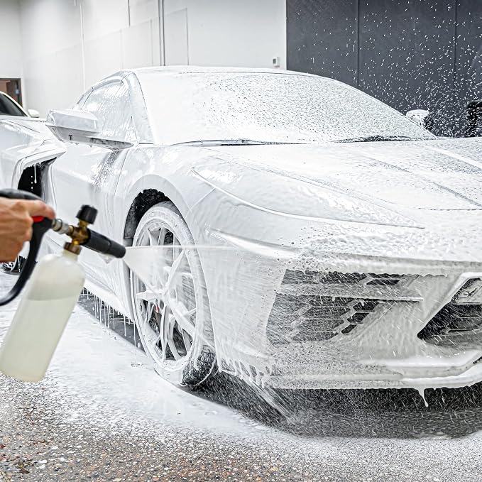 Gyeon Foam Premium Car Pre‑Wash Snow Foam for Safe Paint Cleansing Deep Clinging Suds Touchless Pre‑Wash Cleaning Solution for Coating Maintenance Safe Pressure Washer for Car Exterior