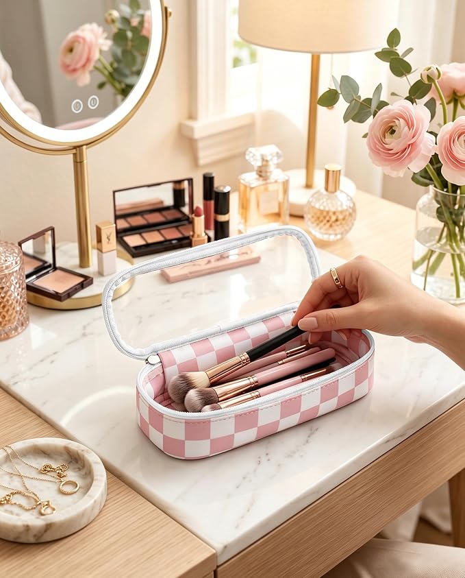 Preppy Checkered Clear Travel Makeup Brush Holder,Pink and Beige Checkered Makeup Brush Toiletry Bag, Portable Cosmetic Brush Case,Transparent Waterproof Makeup Brush Storage Bag