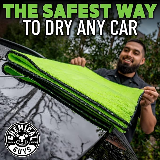 MIC530 Speed Woolly Mammoth Ultimate Super Plush Car Drying Towel, for Cars, Trucks, SUVs, Pets, Messes & More, Neon Green (25" X 30")