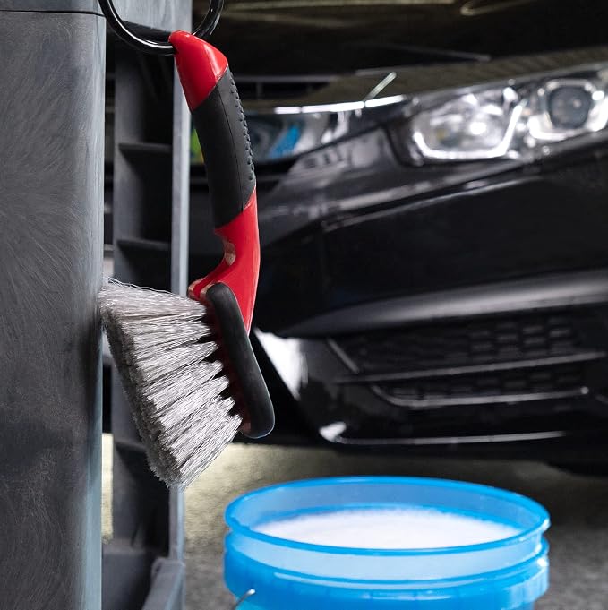 Car Wash Brush, Wheel and Fender Brush, Short Handle Tire Cleaner for Car Detailing, 10 Inch, Red/Black