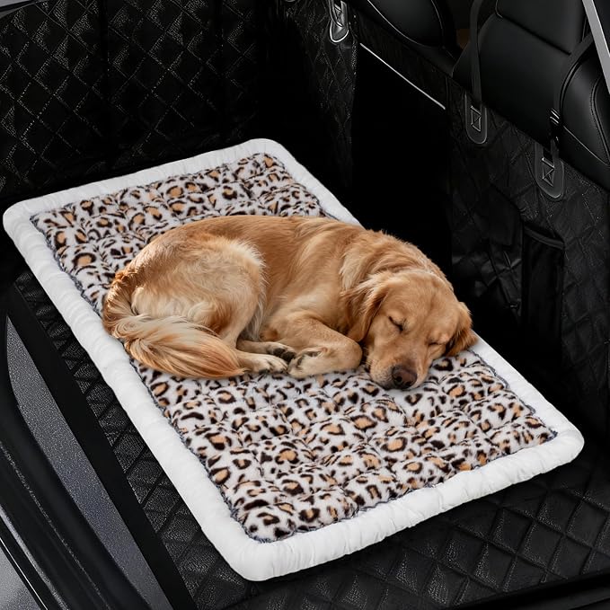 Backseat Dog Bed Mat for Car, Non-Slip Scratch-Resistant Dog Car Seat Cover, Soft Thick Pet Travel Cushion, Washable Back Seat Protector Blanket for Cars SUVs Trucks, 53 x 24 Inches