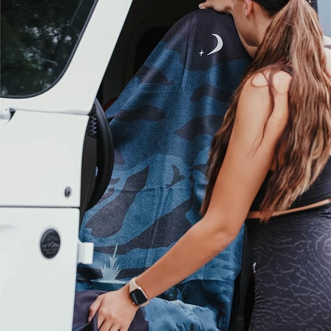 Athletic Running Towel, Full-Sized, Car Seat Cover - Performance Microfiber (Nightfall Grizzly)