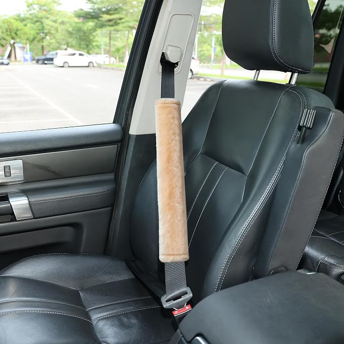 Soft Faux Fur Universal Fit Seatbelt Cover Car Truck SUV Airplane Seat Belt Shoulder Pad for Carmera Backpack Straps Neck Cushion Protector Extra Long 15.7in Beige