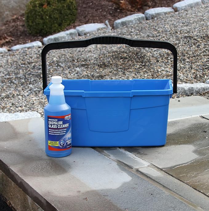 Professional Streak-Free EasyGlide Glass Cleaner Concentrate, 32 oz – Ammonia-Free, Makes 25 Gallons of Solution, Safe for Tinted Windows, LOW-E Glass, Windshields & Mirrors