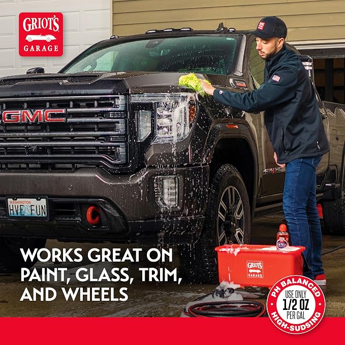 Griot's Garage Super-Concentrated Car Wash for Vehicle Washing and Cleaning, Foaming Liquid Soap, Won't Strip Waxes, Sealants or Ceramic Coatings, pH Balanced, 11103, One Gallon