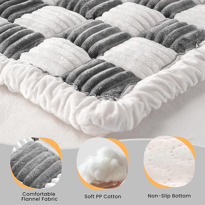 Backseat Dog Bed Mat, Non-Slip Dog Bed for Car Back Seat, Soft & Cozy Dogs Blanket, Washable Travel Pet Mat Seat Protector for Cars, SUVs, Trucks (Grey/White, 51.1" L x 23.6" W x 1.5" Th)